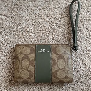 Coach Wristlet Wallet